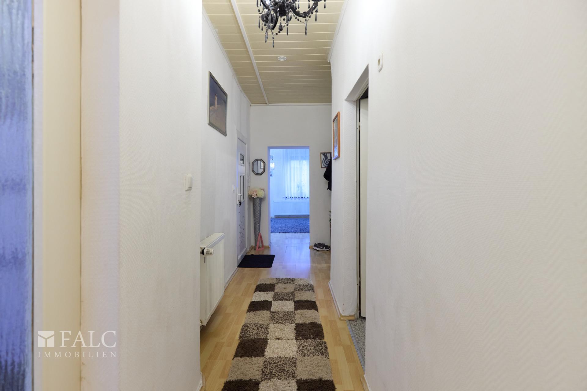 Wohnung 1. OG - Flur